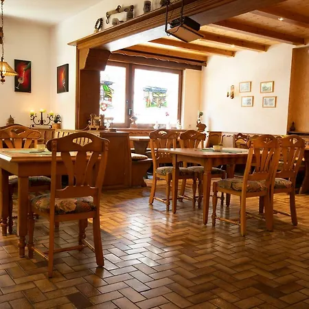 Kuehn's Gaestehaus Punderich