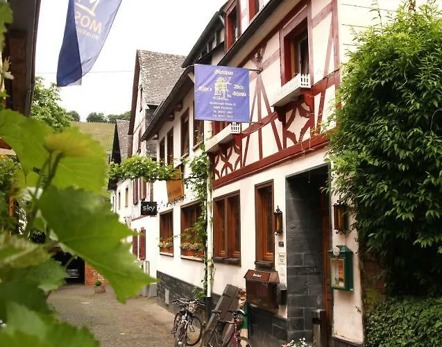 Kuehn's Gaestehaus 푼데리크